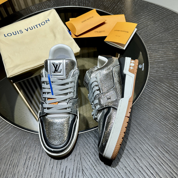 LOU1VTON SNEAKER
