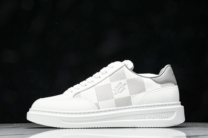 LOU1VTON SNEAKER
