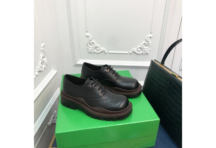 Botteg*Venta Tire Leather Ankle boots