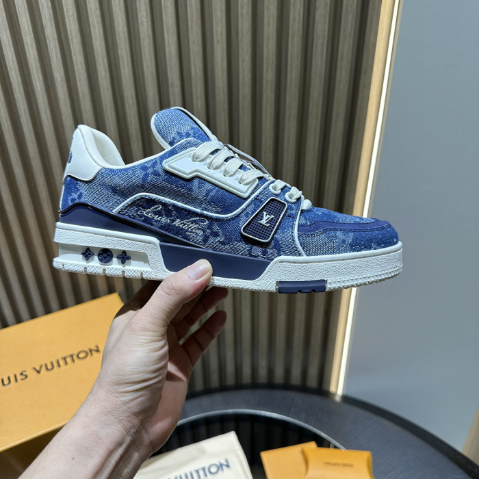 LOU1VTON SNEAKER