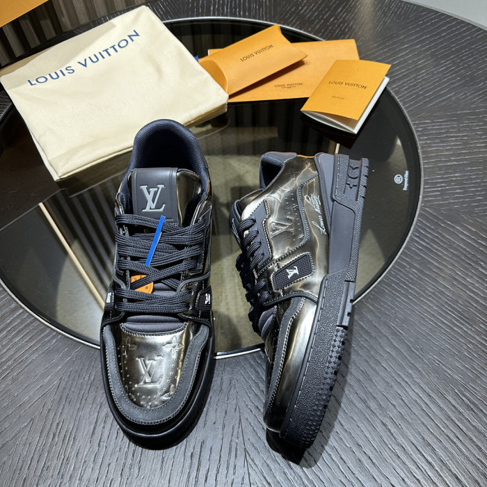 LOU1VTON SNEAKER