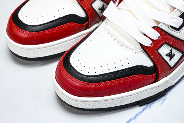LOU1VTON SNEAKER