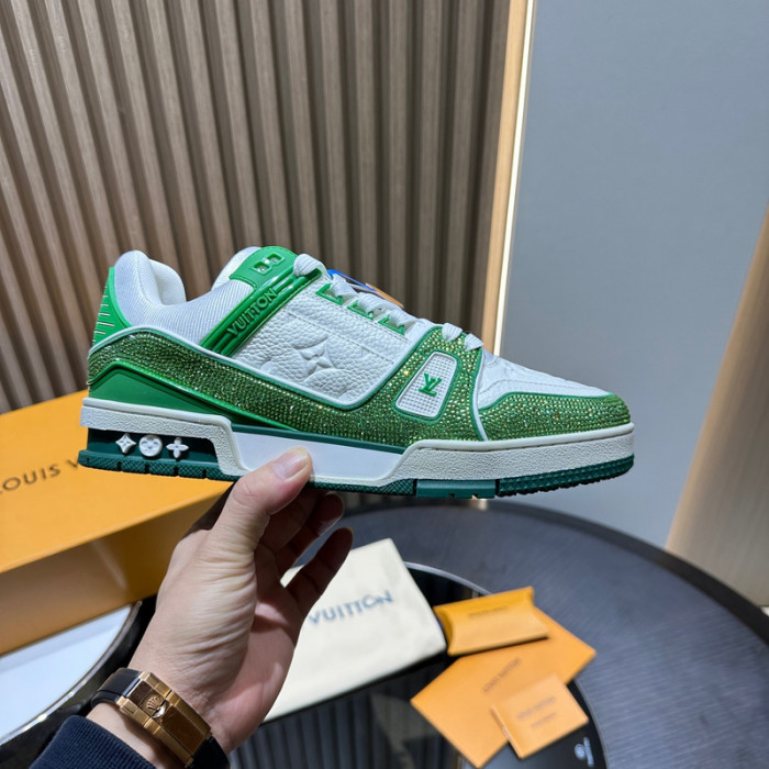 LOU1VTON SNEAKER (crystal)