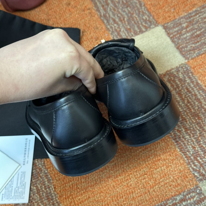 Ch**el loafer