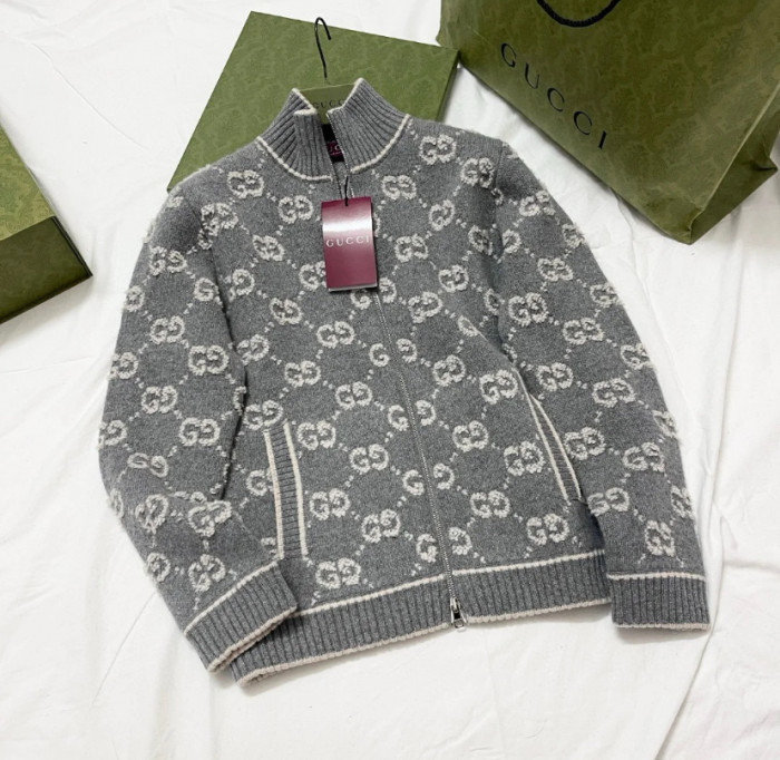 G*u*i sweater mao-17