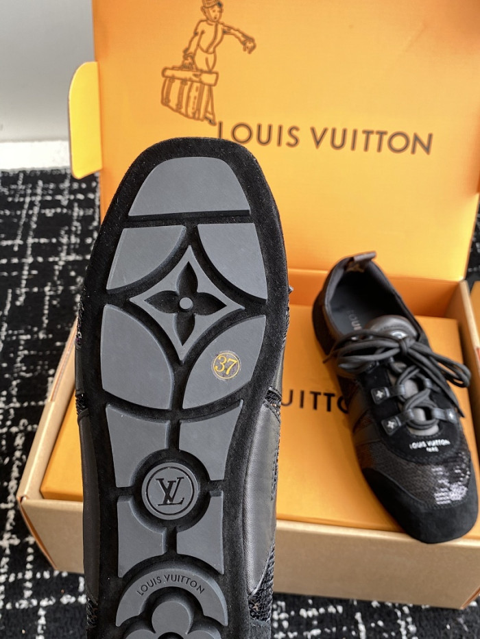 LOU1VTON SNEAKER
