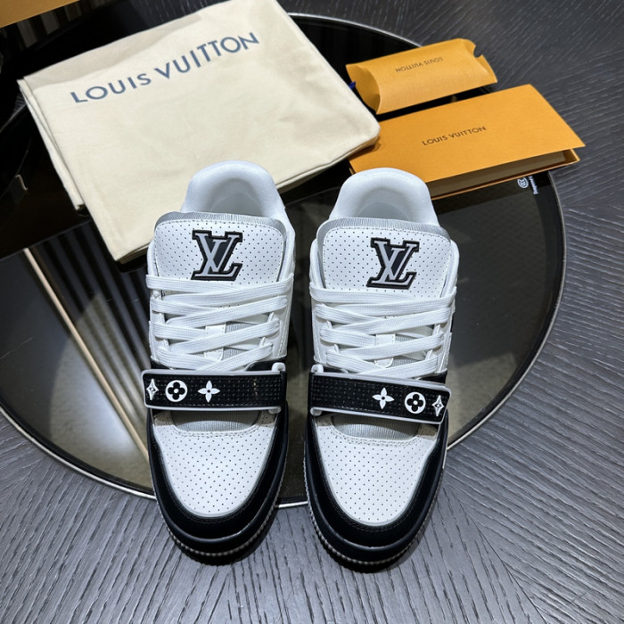 LOU1VTON SNEAKER