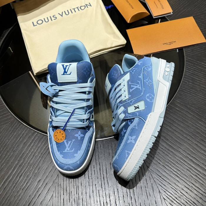 LOU1VTON SNEAKER