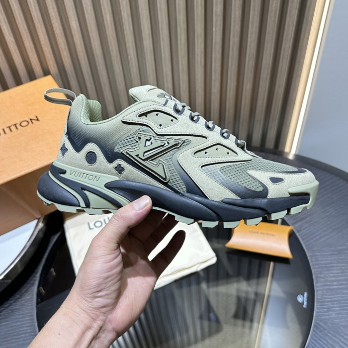 LOU1VTON SNEAKER