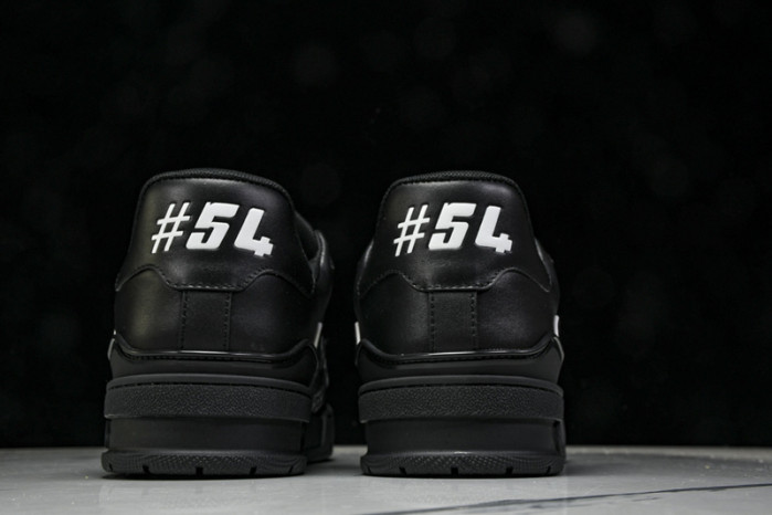 LOU1VTON SNEAKER