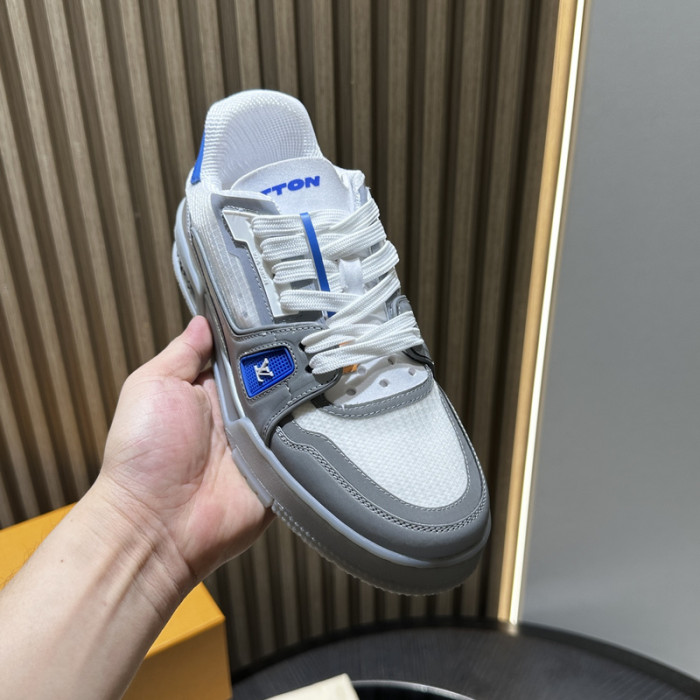 LOU1VTON SNEAKER