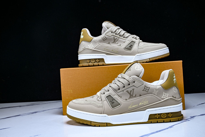 LOU1VTON SNEAKER