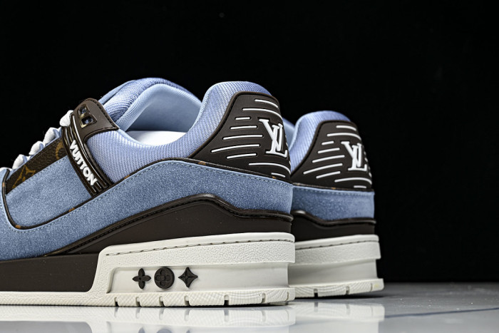 LOU1VTON SNEAKER