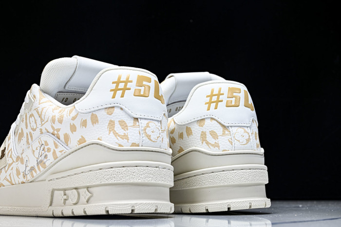 LOU1VTON SNEAKER