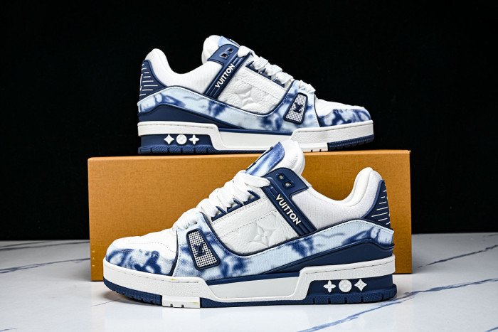 LOU1VTON SNEAKER