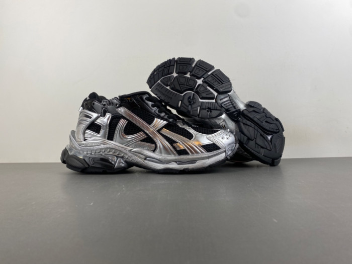 BLCG RUNNER SNEAKER