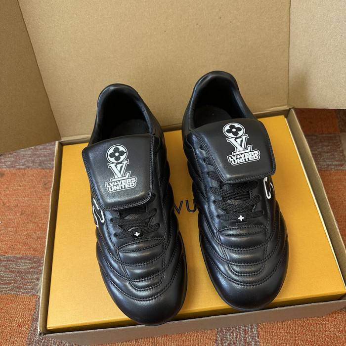 LOU1VTON SNEAKER