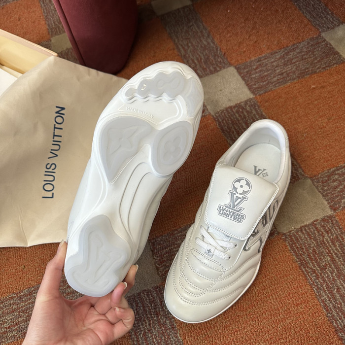 LOU1VTON SNEAKER