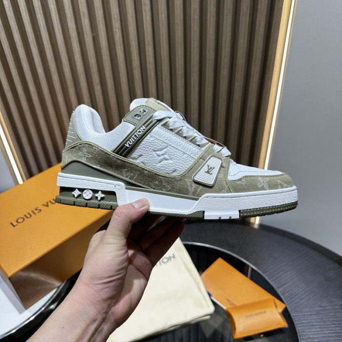 LOU1VTON SNEAKER