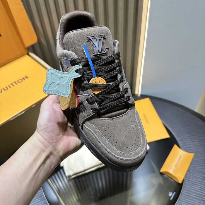 LOU1VTON SNEAKER