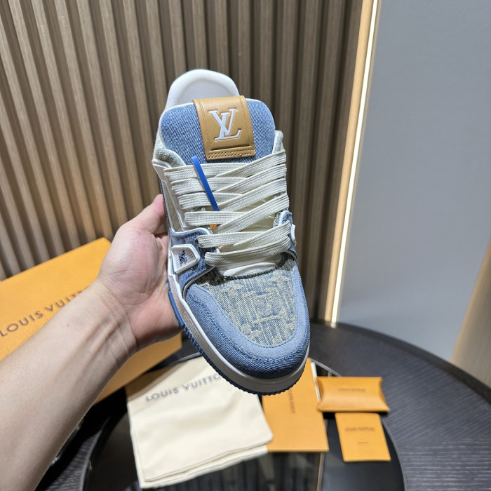 LOU1VTON SNEAKER