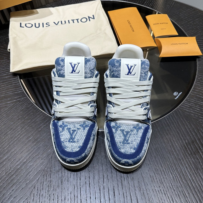 LOU1VTON SNEAKER