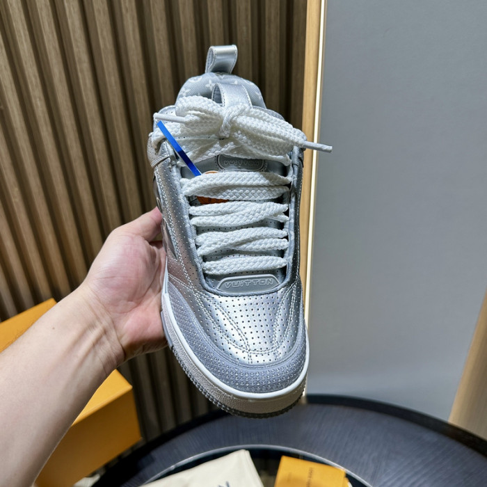 LOU1VTON SNEAKER