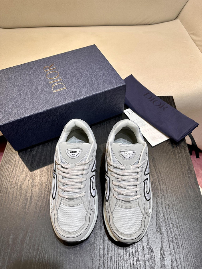 D1OR B30 SNEAKER