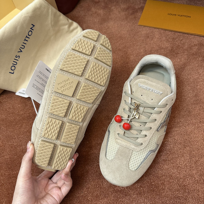 LOU1VTON SNEAKER