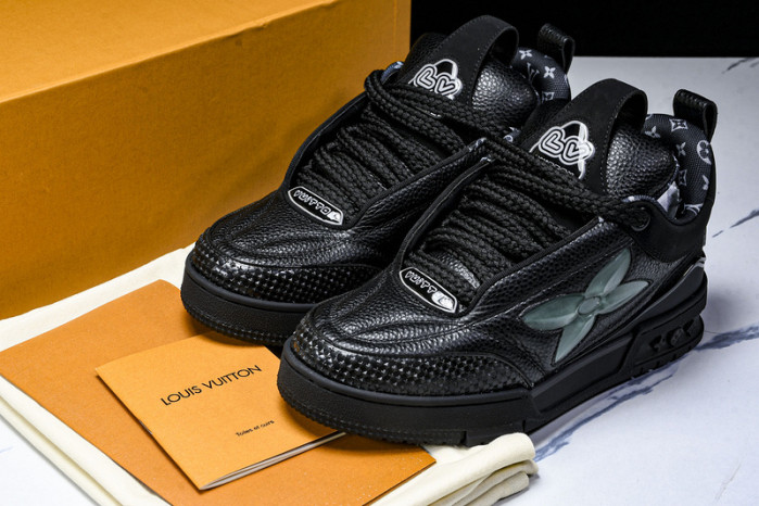 LOU1VTON SNEAKER