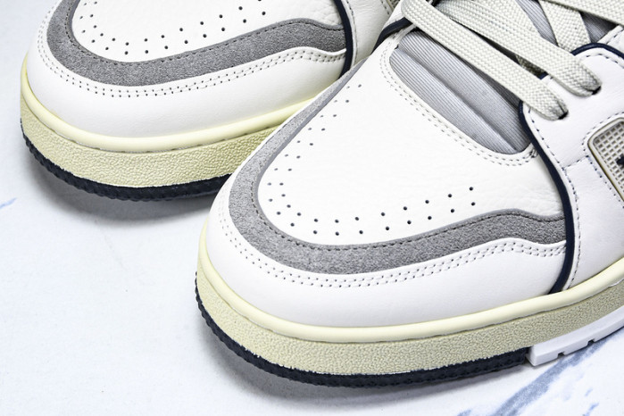 LOU1VTON SNEAKER