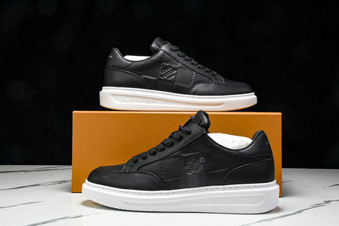 LOU1VTON SNEAKER