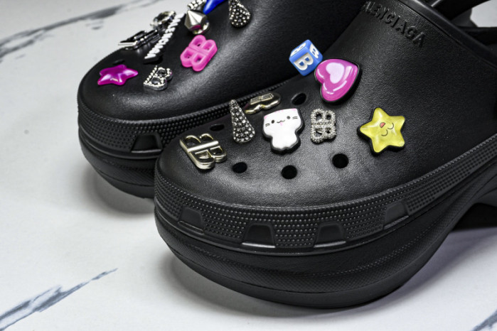 BLCG SANDALS