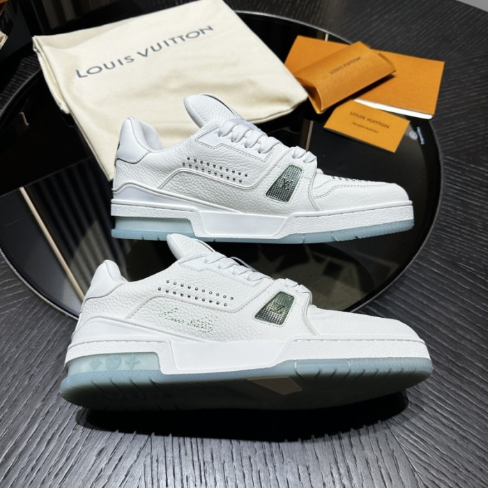 LOU1VTON SNEAKER