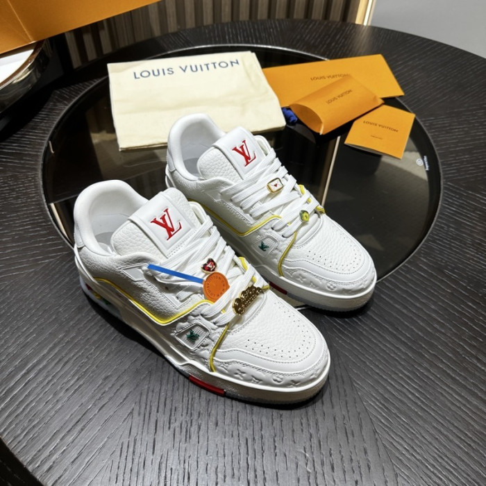 LOU1VTON SNEAKER