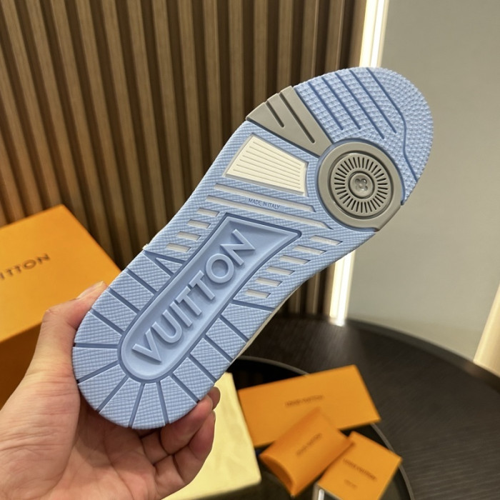 LOU1VTON SNEAKER