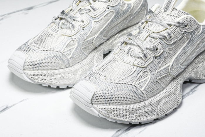 BLCG RUNNER SNEAKER (crystal)