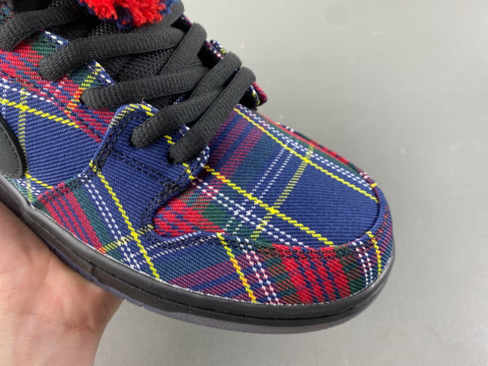 Nike SB Dunk Low Nardwuar II1493-600