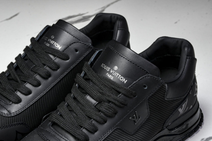 LOU1VTON SNEAKER