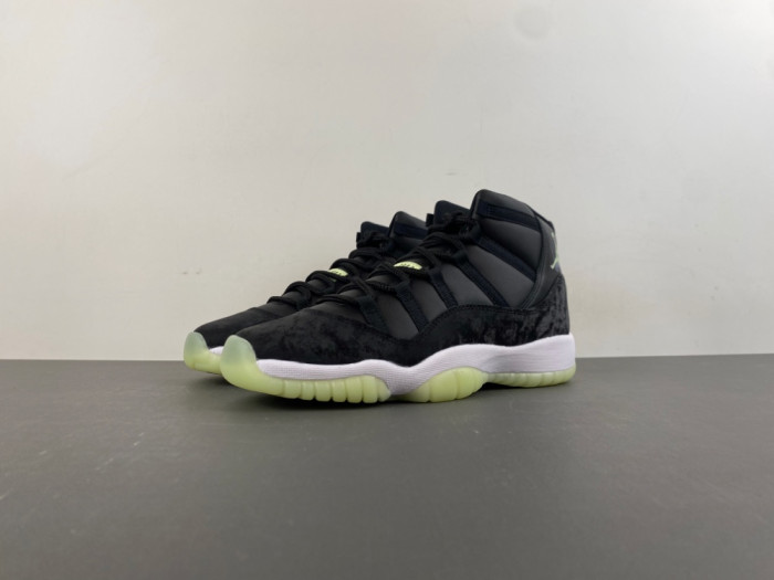 Air Jordan 11 Grand Finale AR0715-110