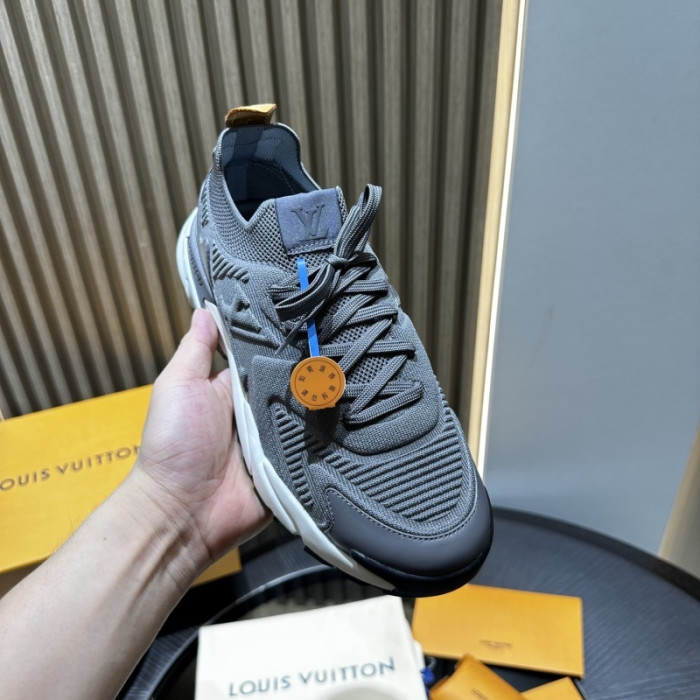 LOU1VTON SNEAKER