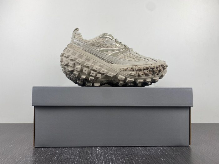 blc* defender sneaker