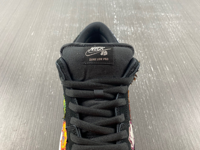 neckFa*e x nike sb dunk low dq4488-001