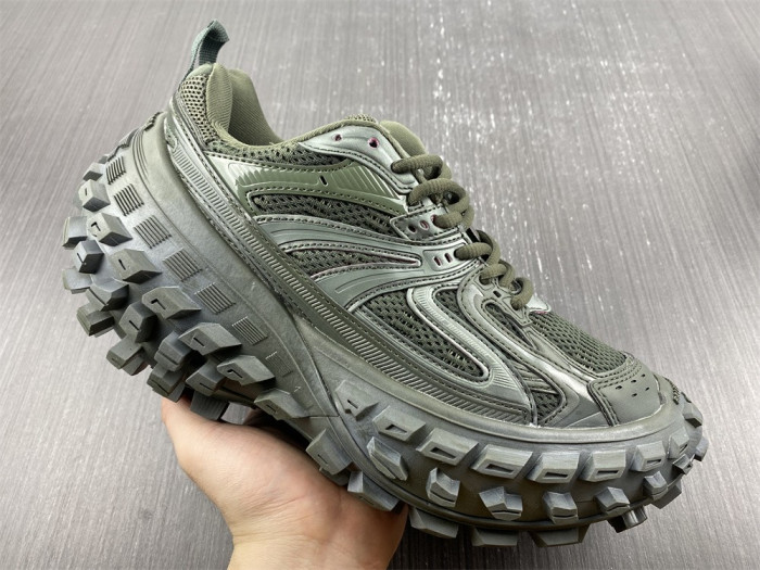 blc* defender sneaker