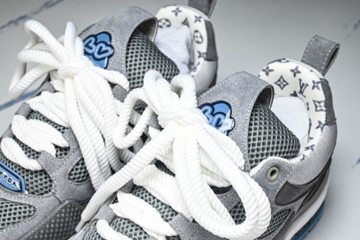 LOU1VTON SNEAKER