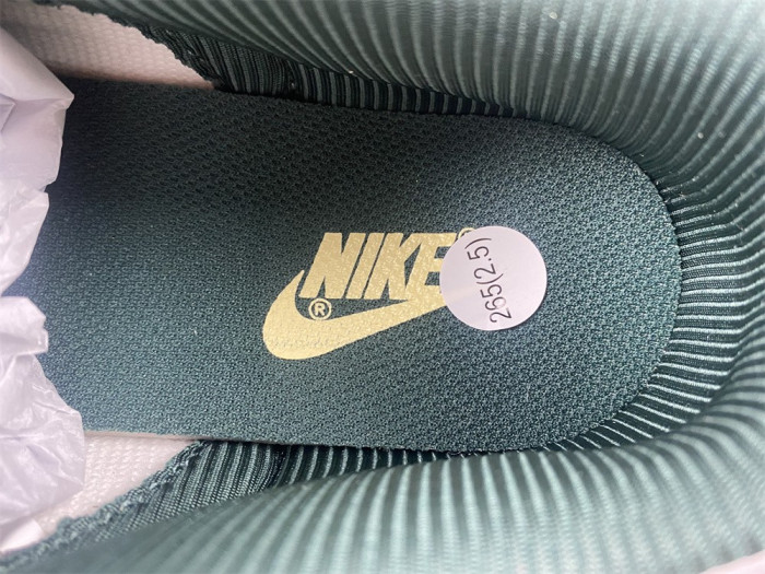 nike dunk low vintage green dq8580-100