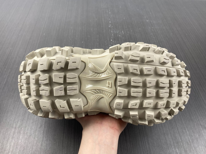 blc* defender sneaker