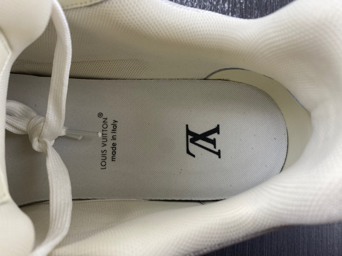 LOU1VTON trainer (EU47)