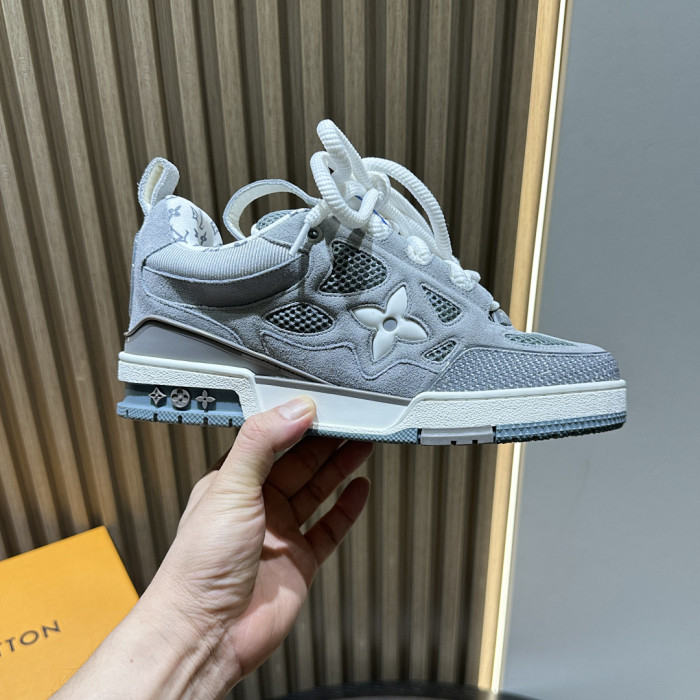 LOU1VTON SNEAKER