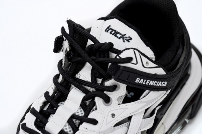 Ba*len*cia*ga track 2 sneaker black and white 568614 w2gn3 1090